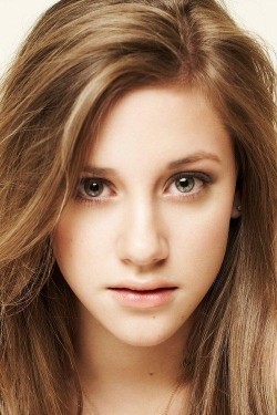 Lili Reinhart - bio and intersting facts about personal life.