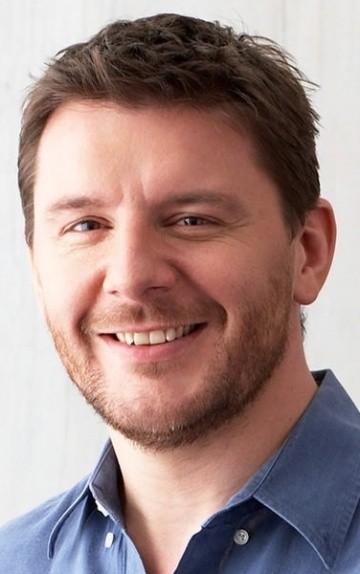 Manu Feildel - bio and intersting facts about personal life.