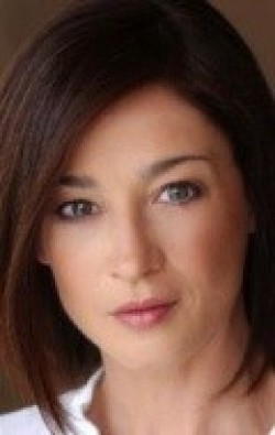 All best and recent Moira Kelly pictures.