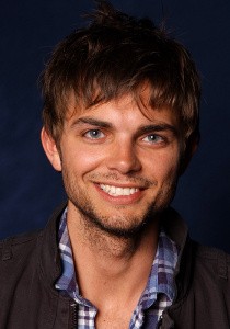 Nick Thune - bio and intersting facts about personal life.
