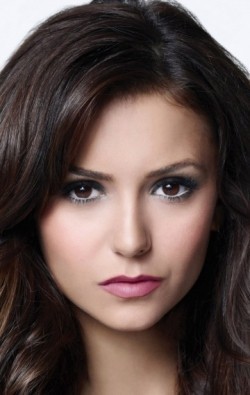 Nina Dobrev - bio and intersting facts about personal life.