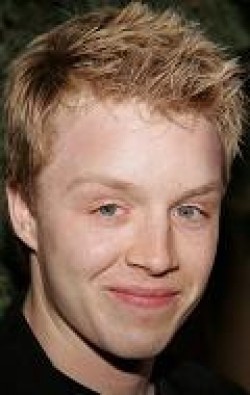 All best and recent Noel Fisher pictures.