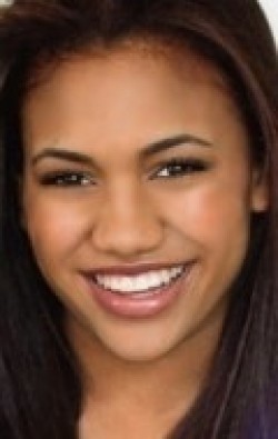 Paige Hurd - bio and intersting facts about personal life.