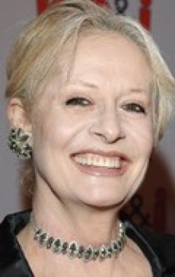 Penelope Spheeris - bio and intersting facts about personal life.