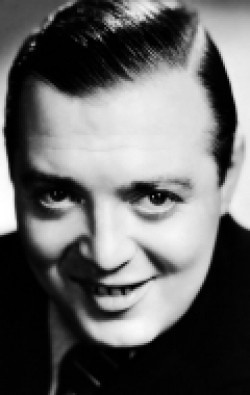 Peter Lorre - bio and intersting facts about personal life.