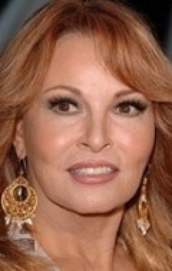 Raquel Welch - bio and intersting facts about personal life.