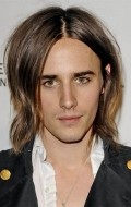 Recent Reeve Carney pictures.