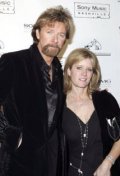 Ronnie Dunn - bio and intersting facts about personal life.