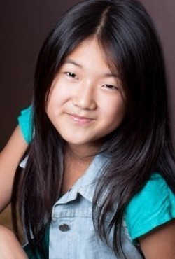 Samantha Kim - bio and intersting facts about personal life.