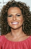 Sanaa Hamri - bio and intersting facts about personal life.