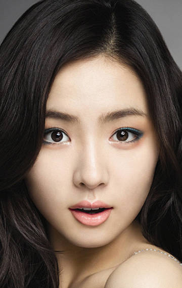 Shin Se Kyung - bio and intersting facts about personal life.