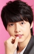 Song Joong Ki - bio and intersting facts about personal life.