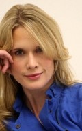 Stephanie March - bio and intersting facts about personal life.