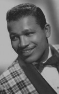 Sugar Ray Robinson - bio and intersting facts about personal life.
