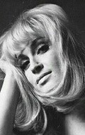 Suzy Kendall - bio and intersting facts about personal life.