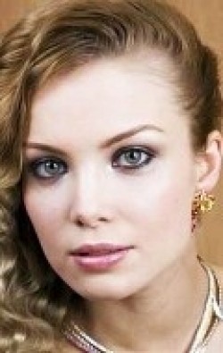 Tatyana Arntgolts - bio and intersting facts about personal life.