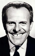 Terry-Thomas - bio and intersting facts about personal life.