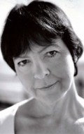 Tessa Peake-Jones - bio and intersting facts about personal life.
