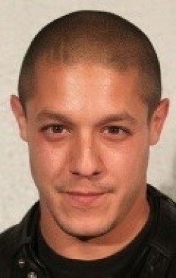 Theo Rossi - wallpapers.