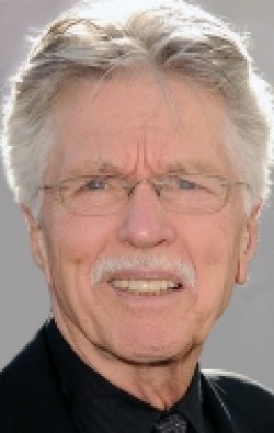 Tom Skerritt - bio and intersting facts about personal life.