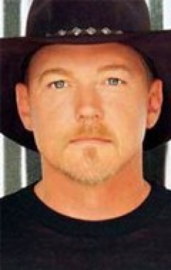 Recent Trace Adkins pictures.