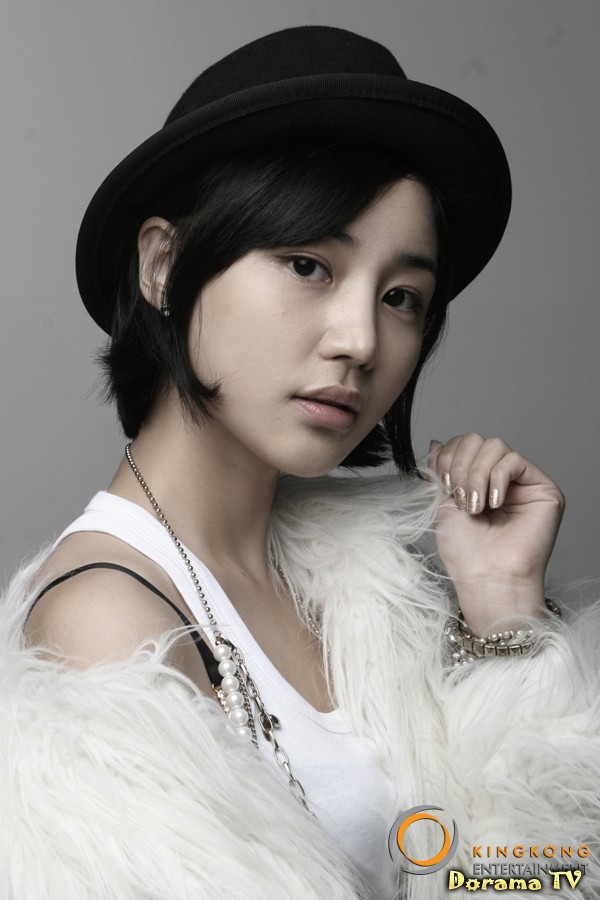 Yoon Jin Yi filmography.