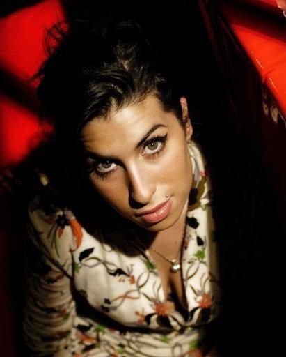 Photo №17713 Amy Winehouse.