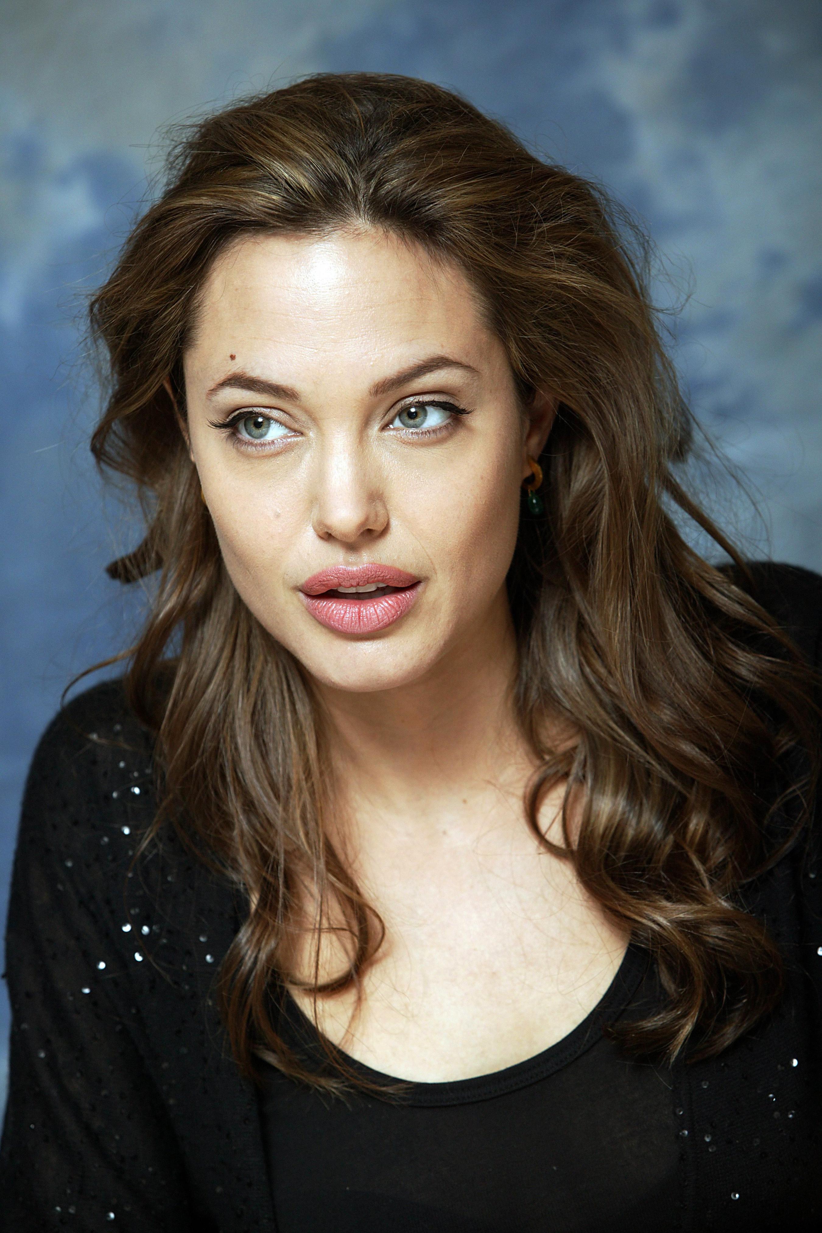 Photo №20185 Angelina Jolie.