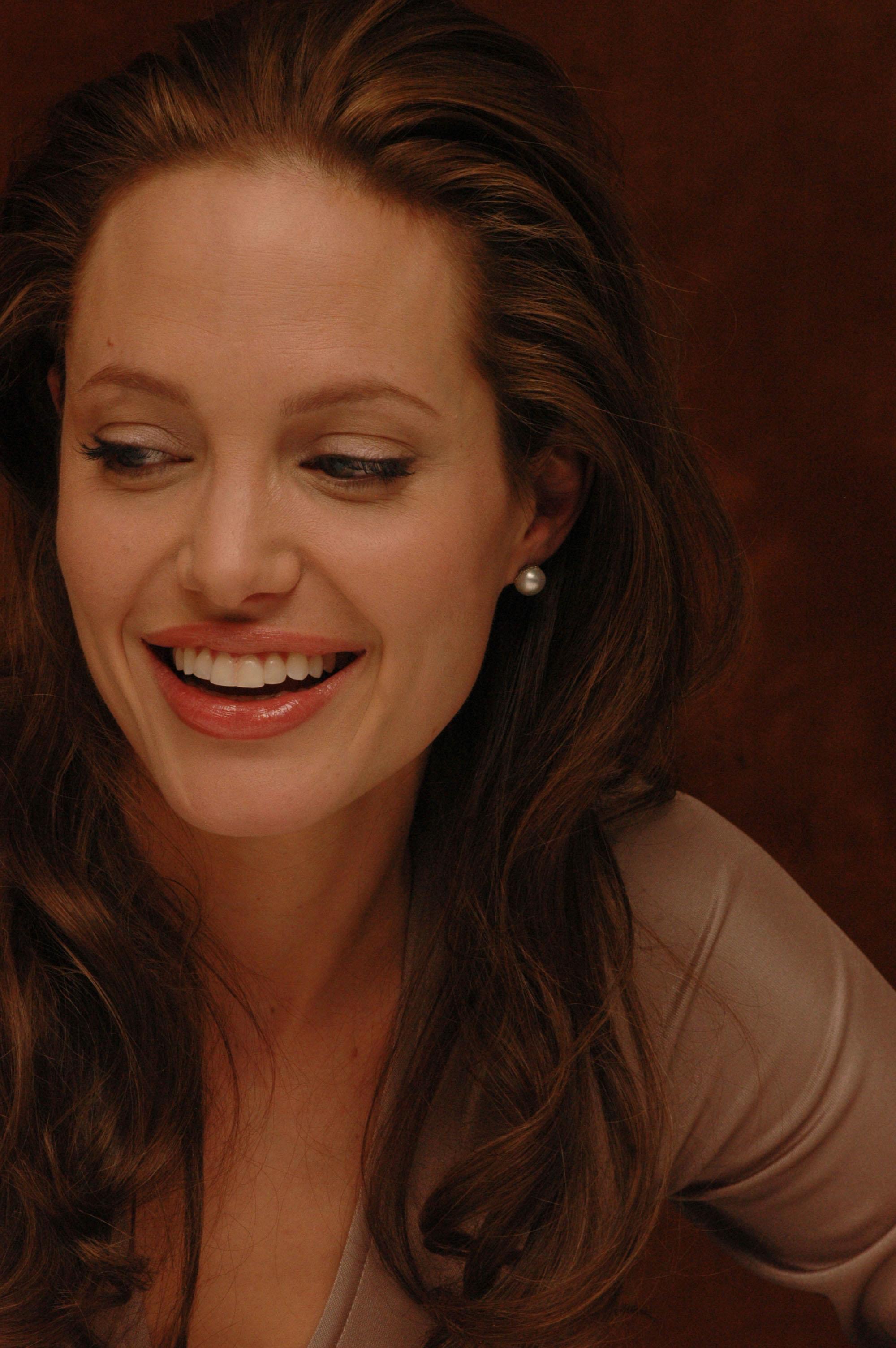 Photo №20202 Angelina Jolie.