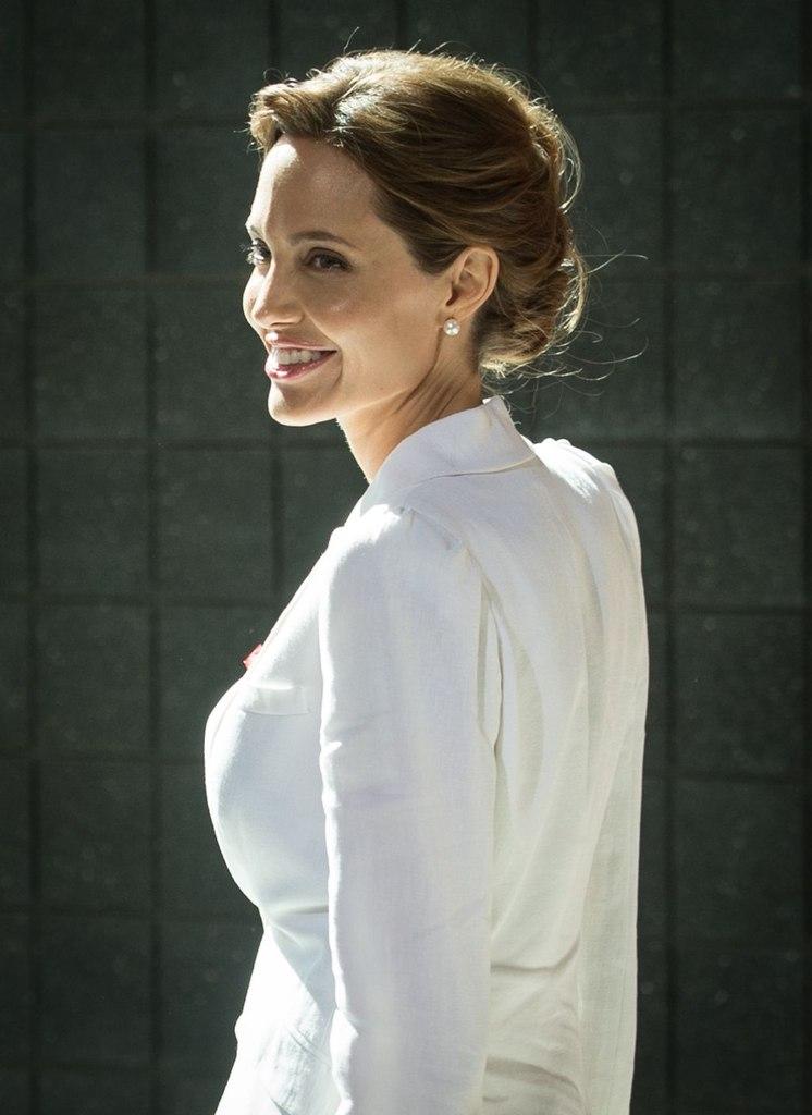 Photo №36929 Angelina Jolie.