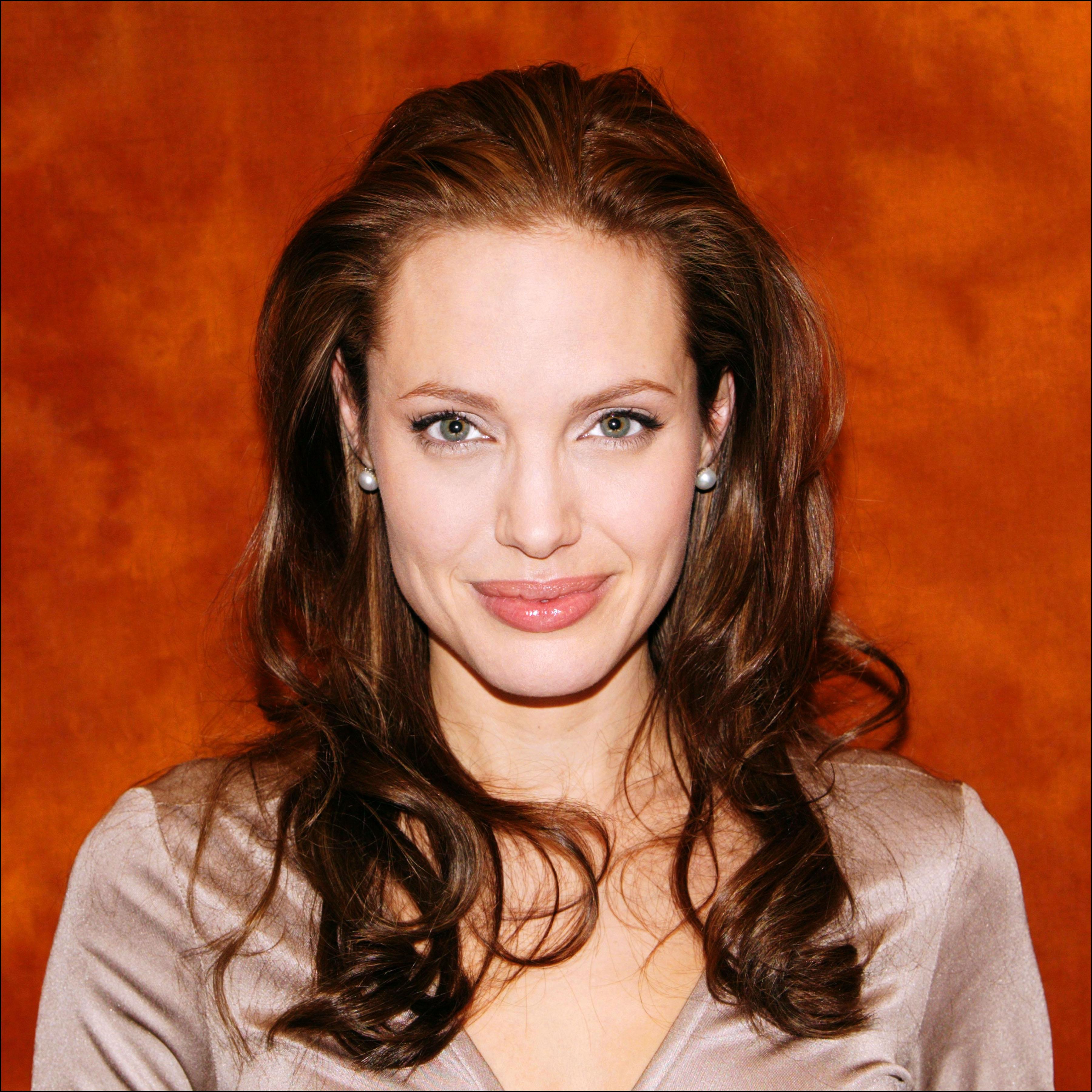 Photo №20163 Angelina Jolie.