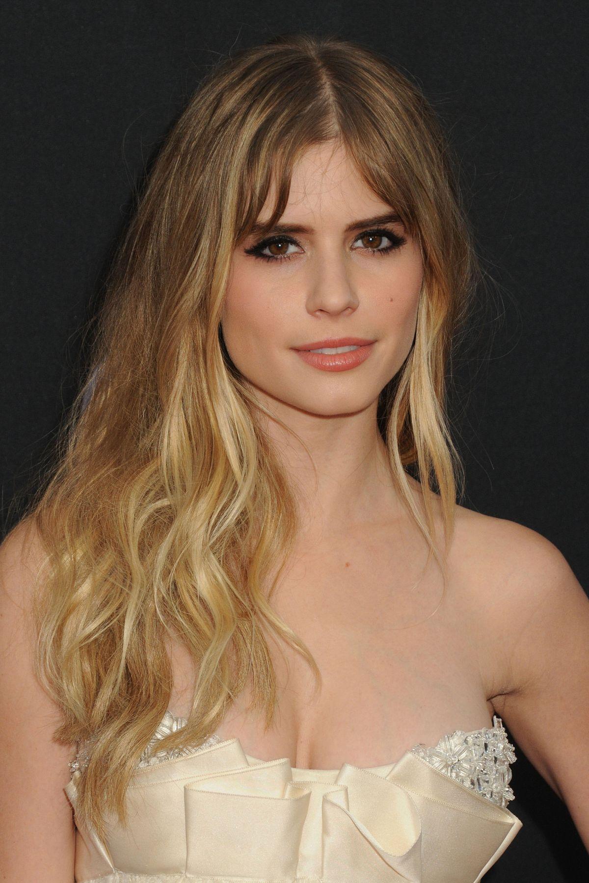 Photo №65731 Carlson Young.