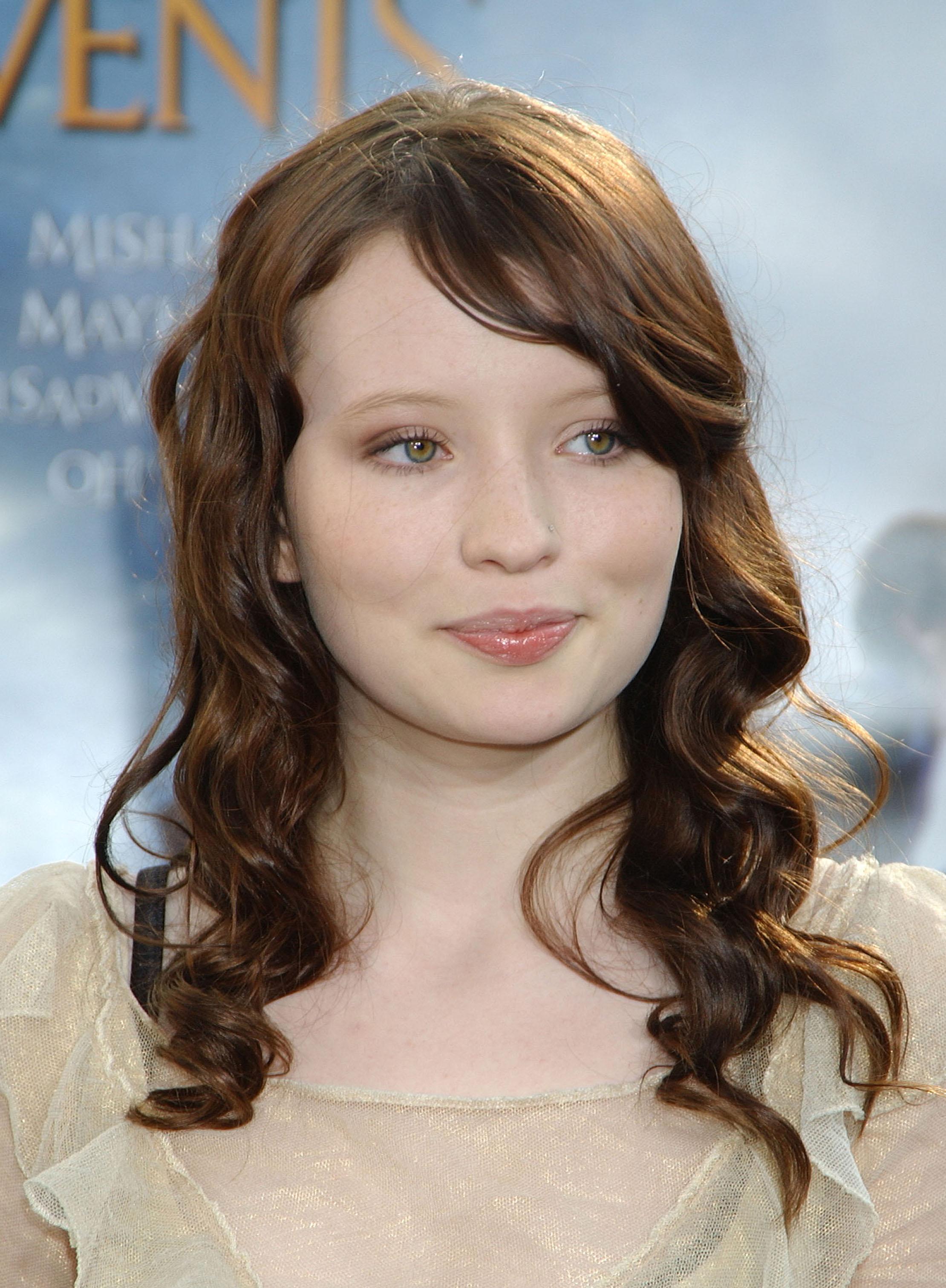Photo №37309 Emily Browning.