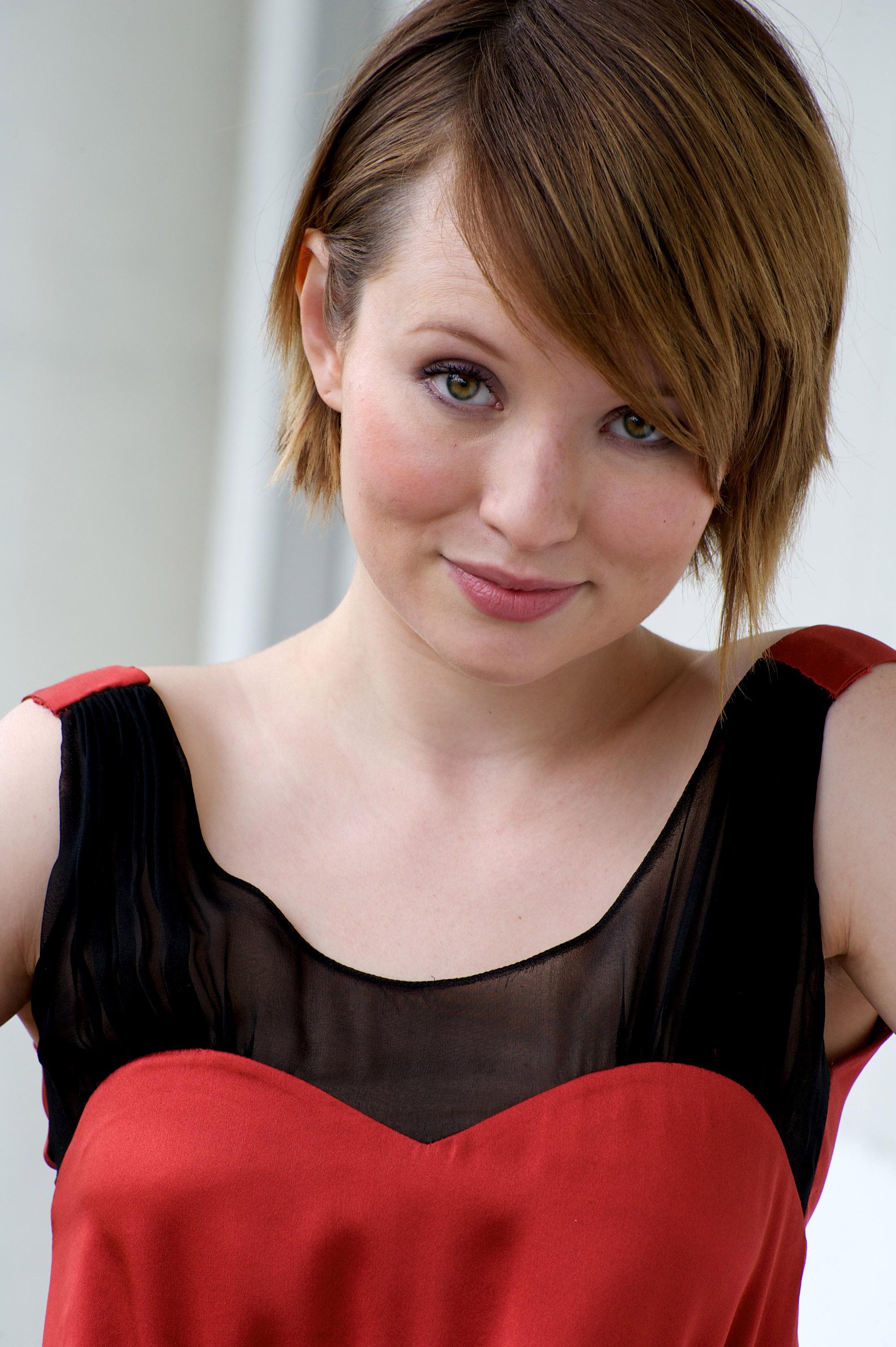 Photo №37278 Emily Browning.
