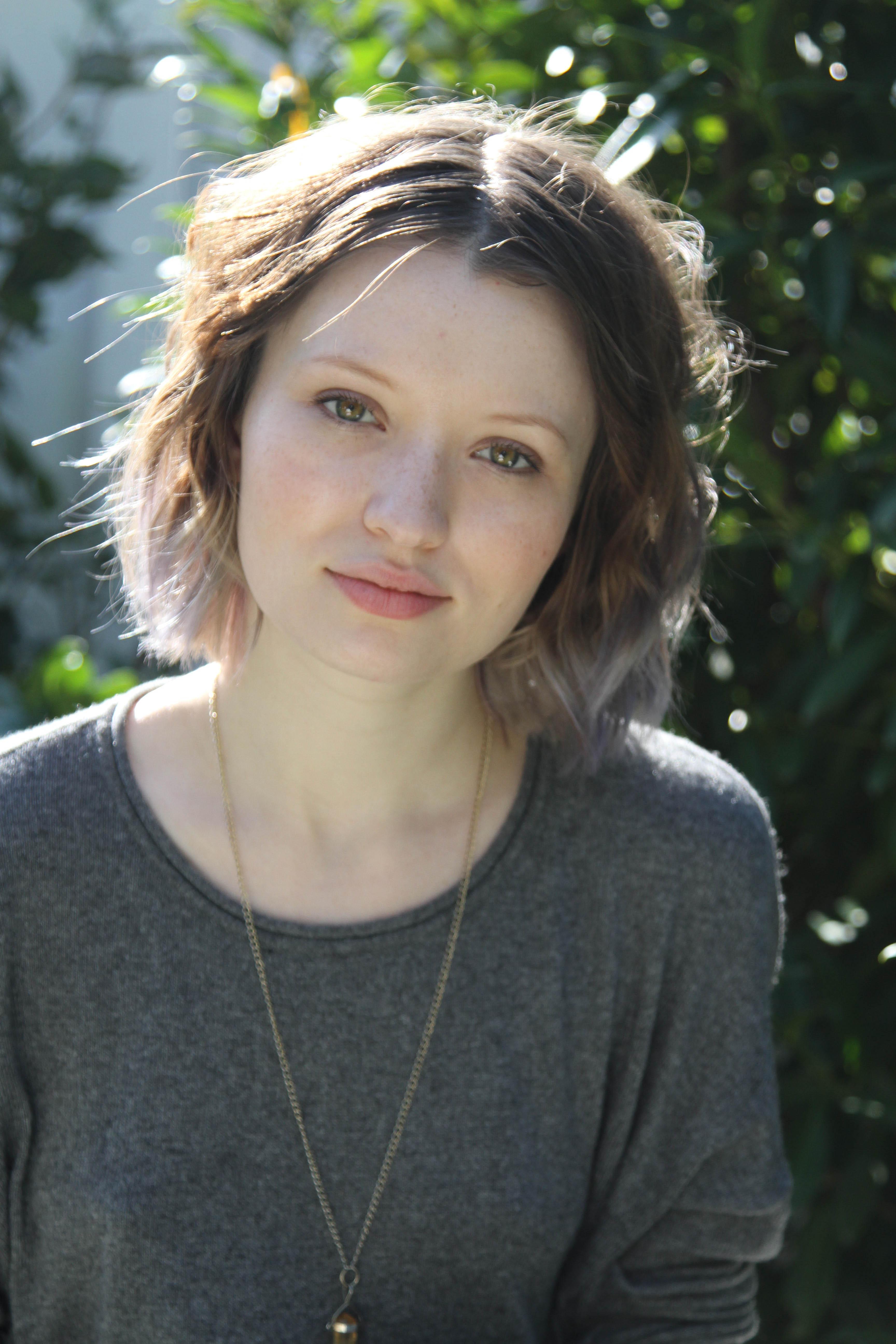 Photo №37306 Emily Browning.