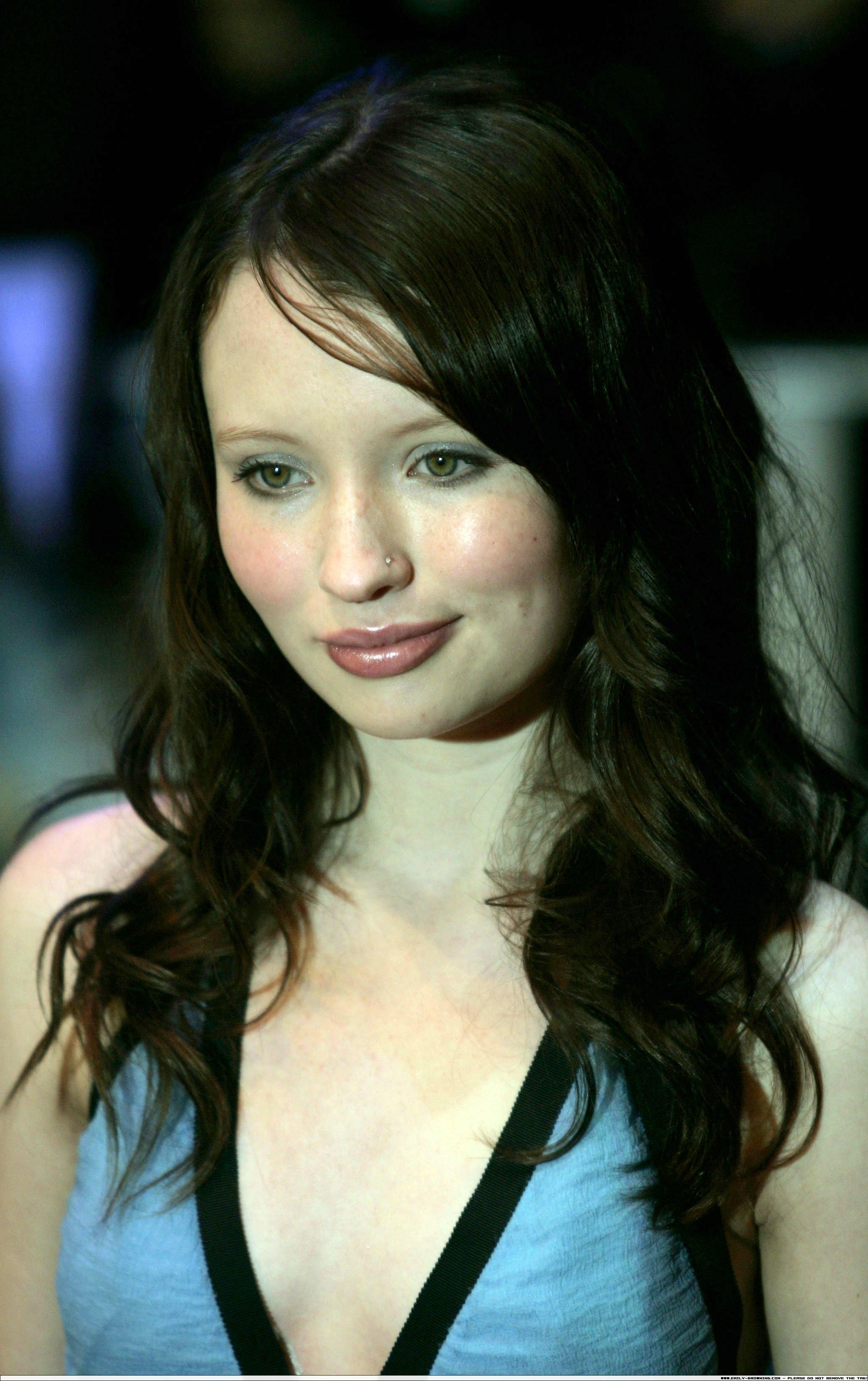 Photo №37279 Emily Browning.