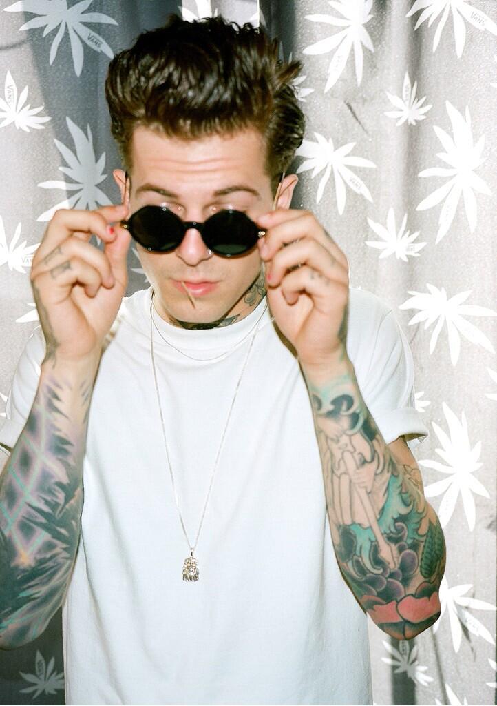Photo №64389 Jesse James Rutherford.