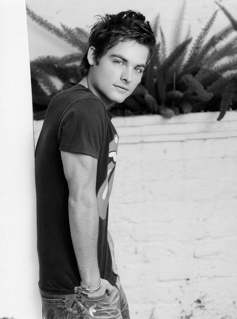 Photo №8243 Kevin Zegers.
