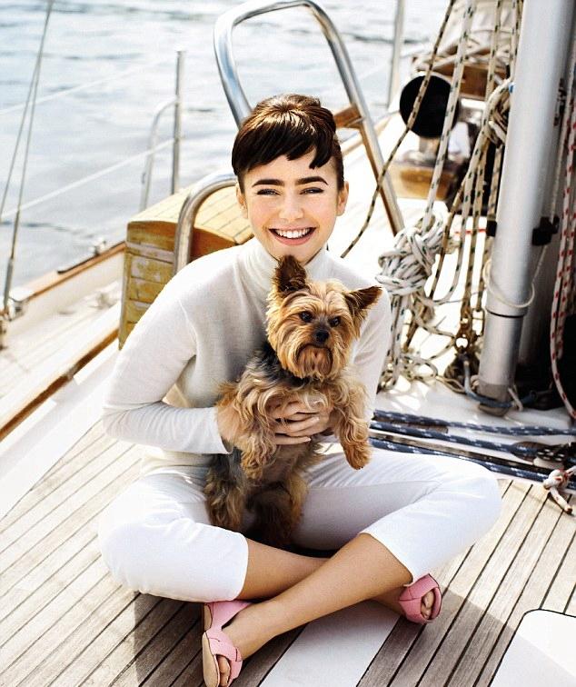 Photo №19740 Lily Collins.