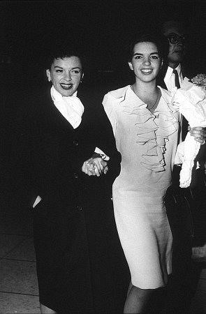Photo №1951 Liza Minnelli.