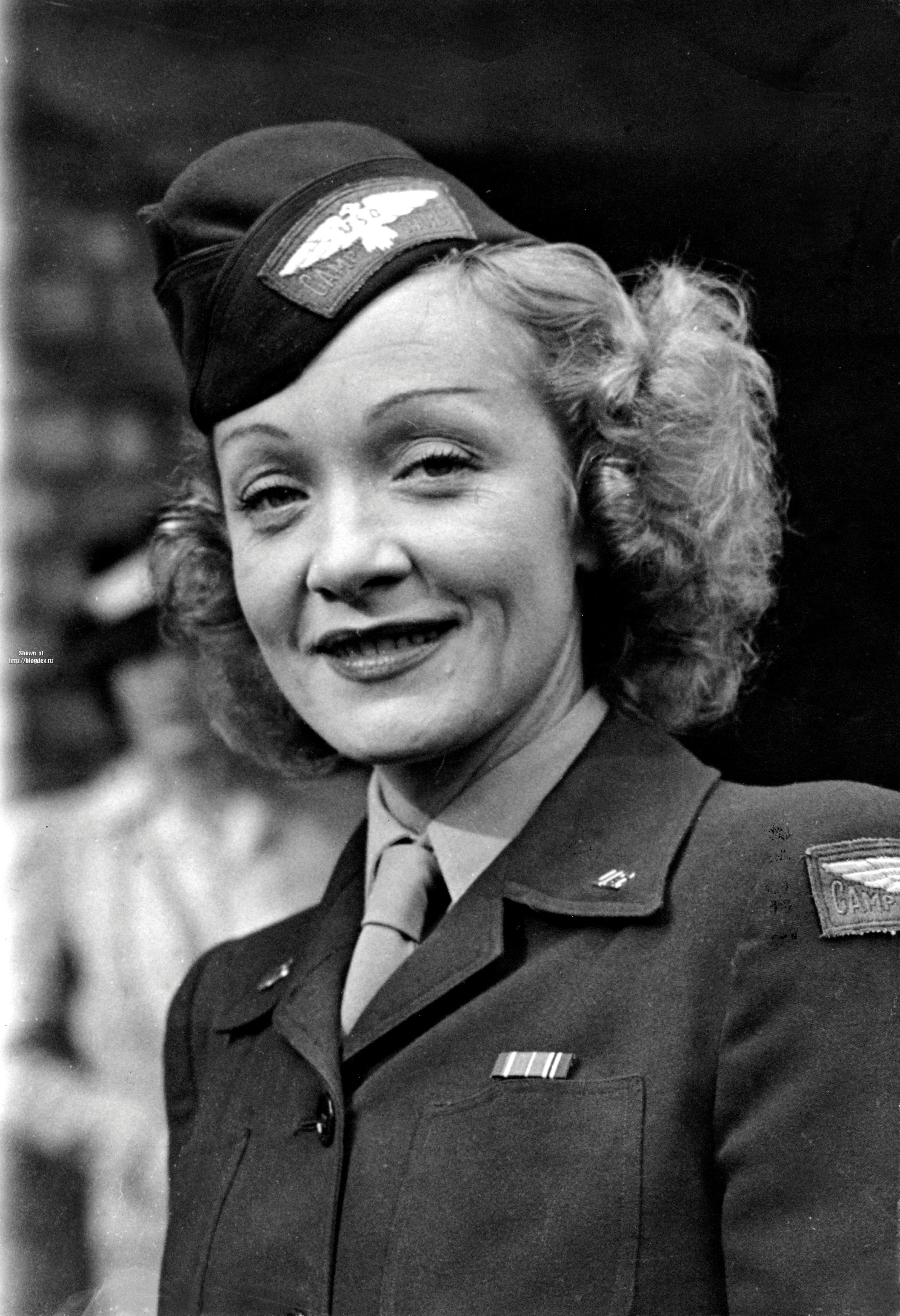 Photo №49869 Marlene Dietrich.