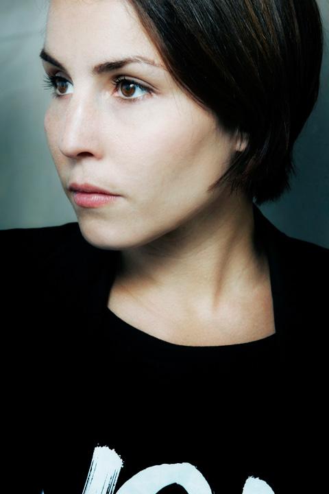 Photo №15348 Noomi Rapace.