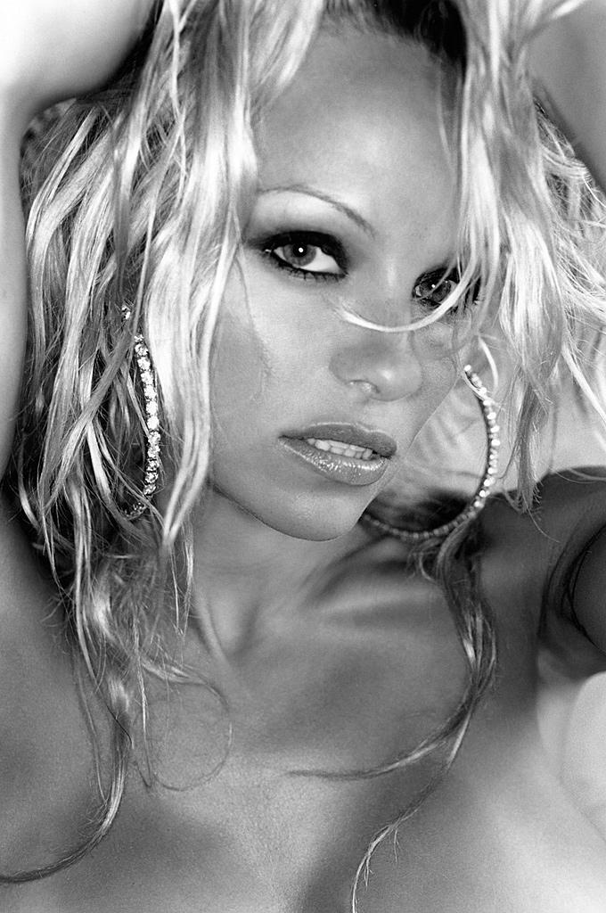 Photo №2972 Pamela Anderson.