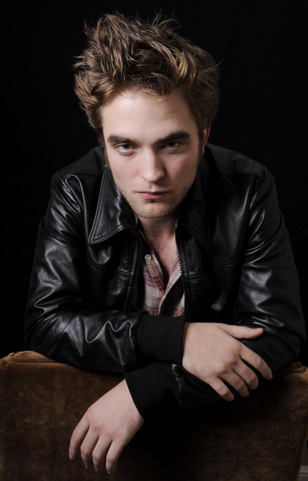 Photo №8910 Robert Pattinson.