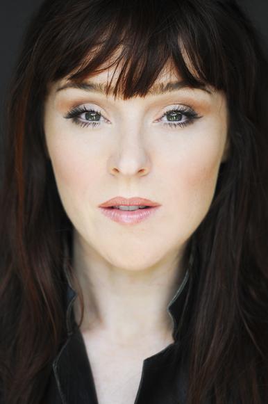 Photo №70672 Ruth Connell.