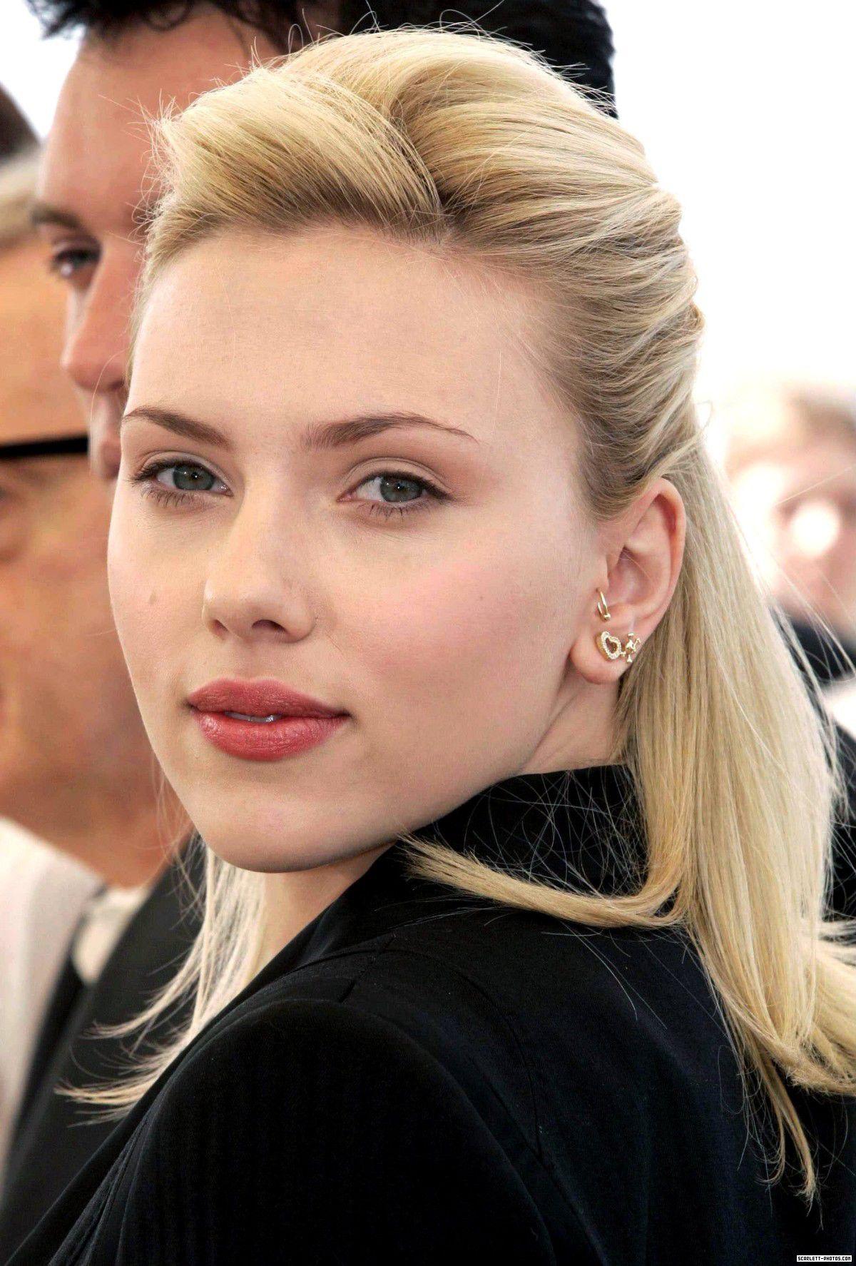 Photo №26100 Scarlett Johansson.
