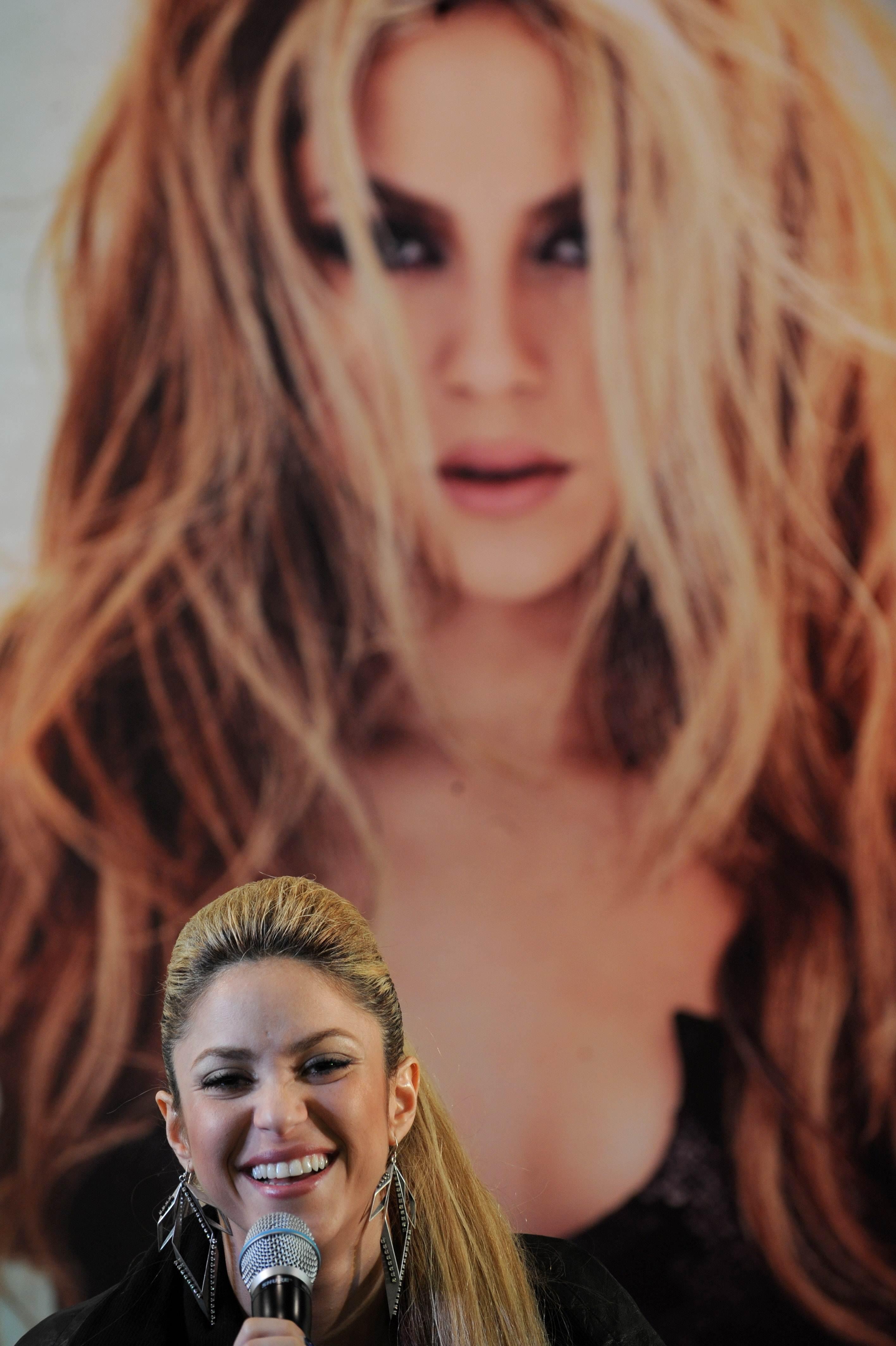 Photo №53039 Shakira.