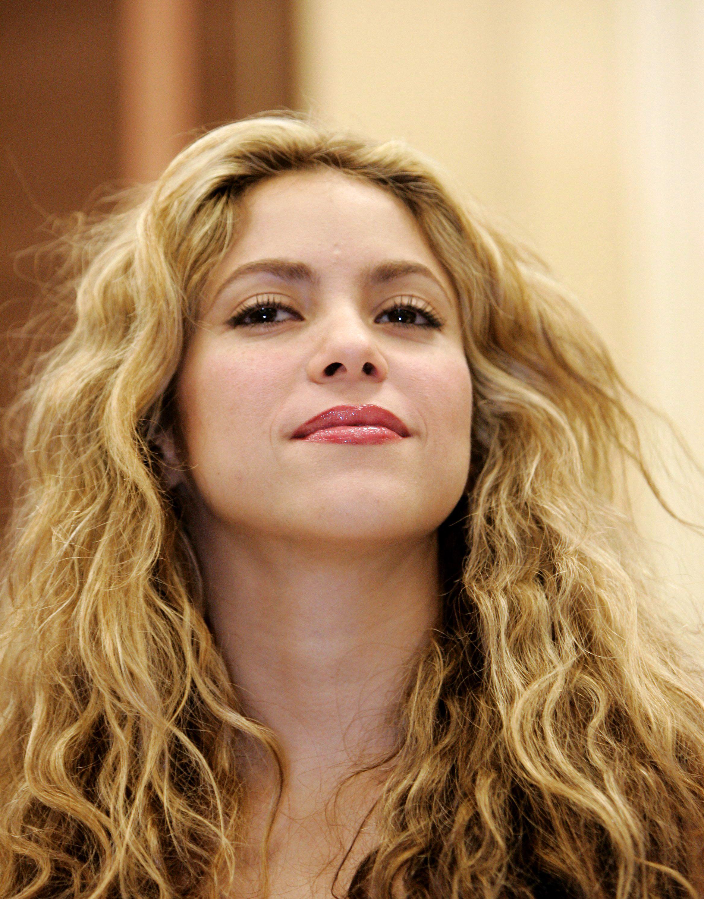 Photo №53353 Shakira.