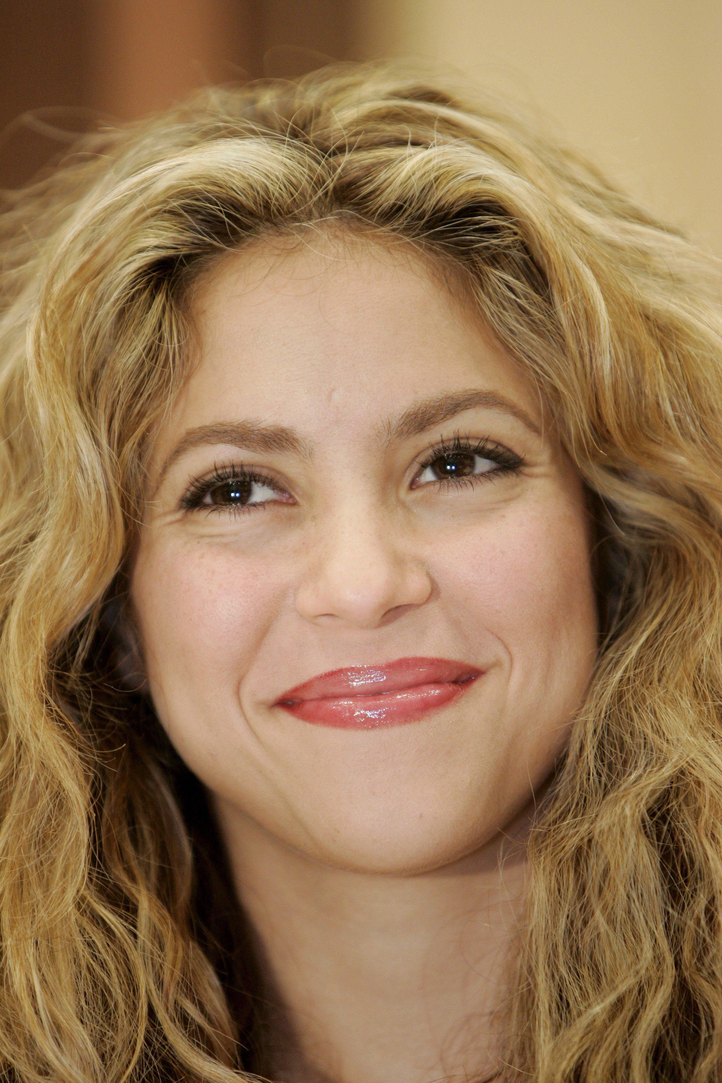 Photo №53354 Shakira.