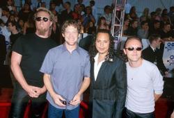 Recent Kirk Hammett photos
